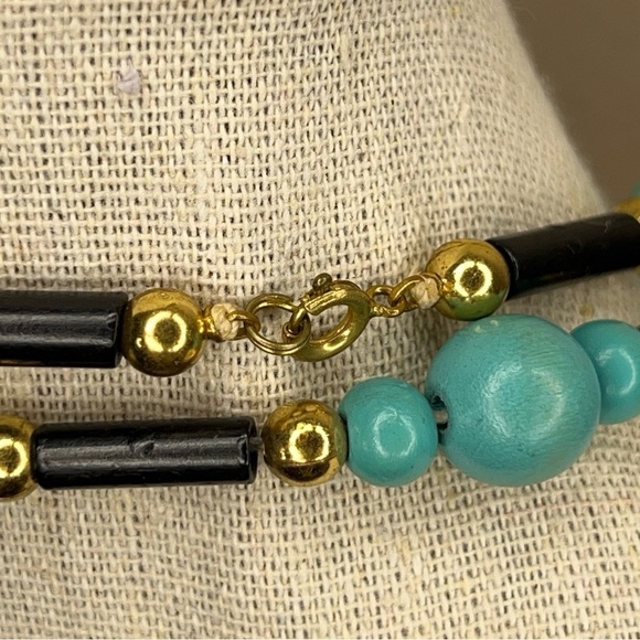 TEAL BLACK WOODEN BEADED NECKLACE TRIBAL GOLD ACCENT SPRING RING - Picture 7 of 7